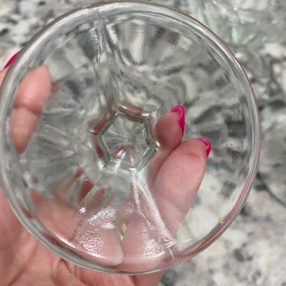 SET OF 4 EUC VTG CLEAR LOW SHERBET FOOTED DISHES - Picture 4 of 7